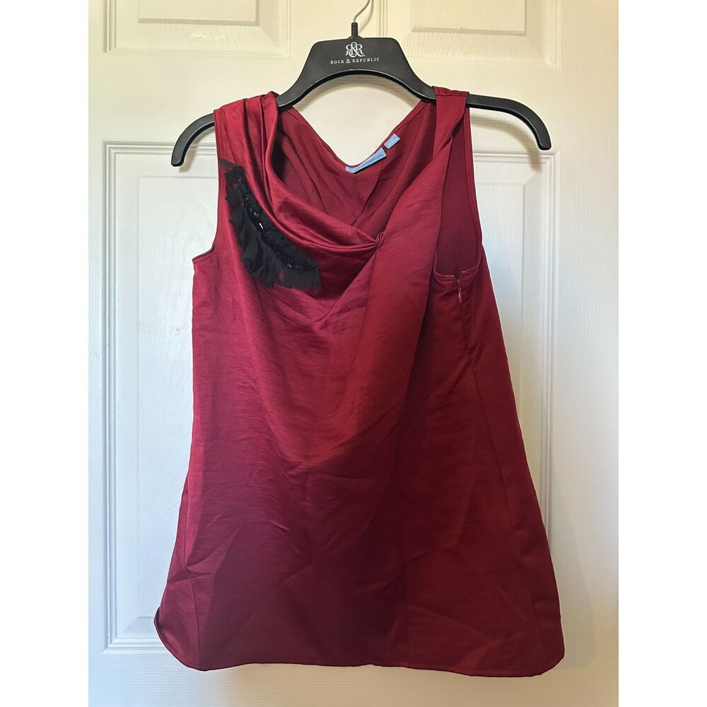Simply Vera Sleeveless Blouse – Red Draped Neckline NWOT XS